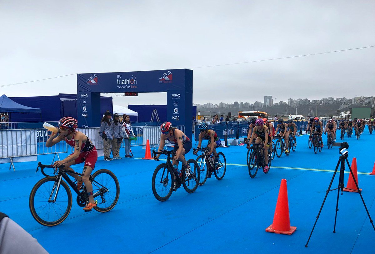Triathlon_Japan's tweet photo. \#上田藍 2週連続 W杯優勝👑 /
【ITUトライアスロンワールドカップ(2019/リマ)】
https://t.co/N33nv9tT1L
11月3日(日)#LimaWC エリート女子で、@aiueda_tri(ペリエ・グリーンタワー・ブリヂストン・稲毛インター/千葉)が優勝、宮崎W杯に続く2連勝を飾った🥇ワールドカップの優勝は今季4勝目👏 https://t.co/QzXZRuNHJt