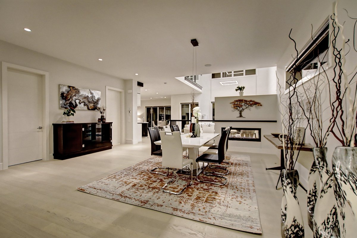 Would you live here? 🙋🙋‍♂️ #dezingroup #yycre #yegre