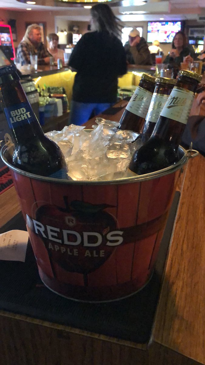 ChicagoStPub's tweet photo. It’s #GAMEDAY 
Join us for happy hour during the game, jell-o-shots for touchdowns &amp; a pizza buffet at halftime! #GoPackGo https://t.co/onLwyEXPL1