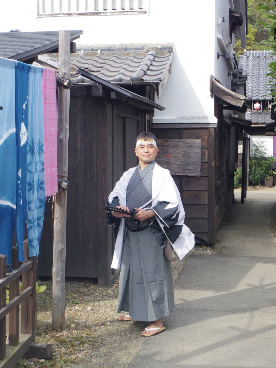 私が近藤勇、アスカゼさんが土方歳三、みどうさんが沖田総司、フィルス