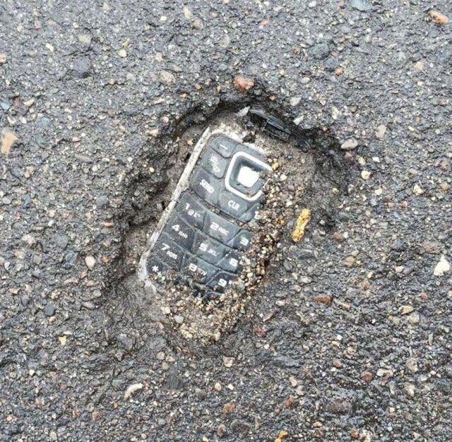 alex4pt's tweet image. he whomsoever that canst draw the motorola from this carriageway shall be kinge of all post brexit englandde