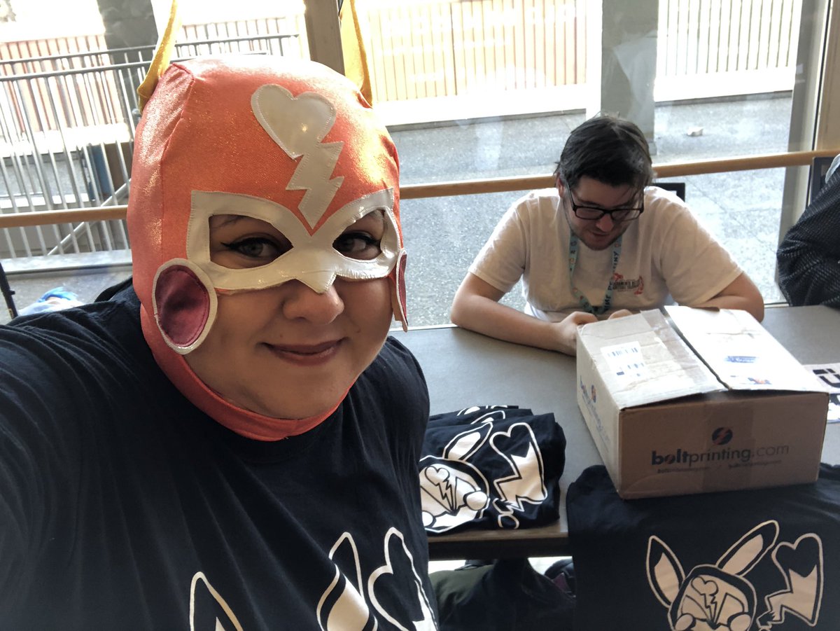 Pikachu Libre tweet media