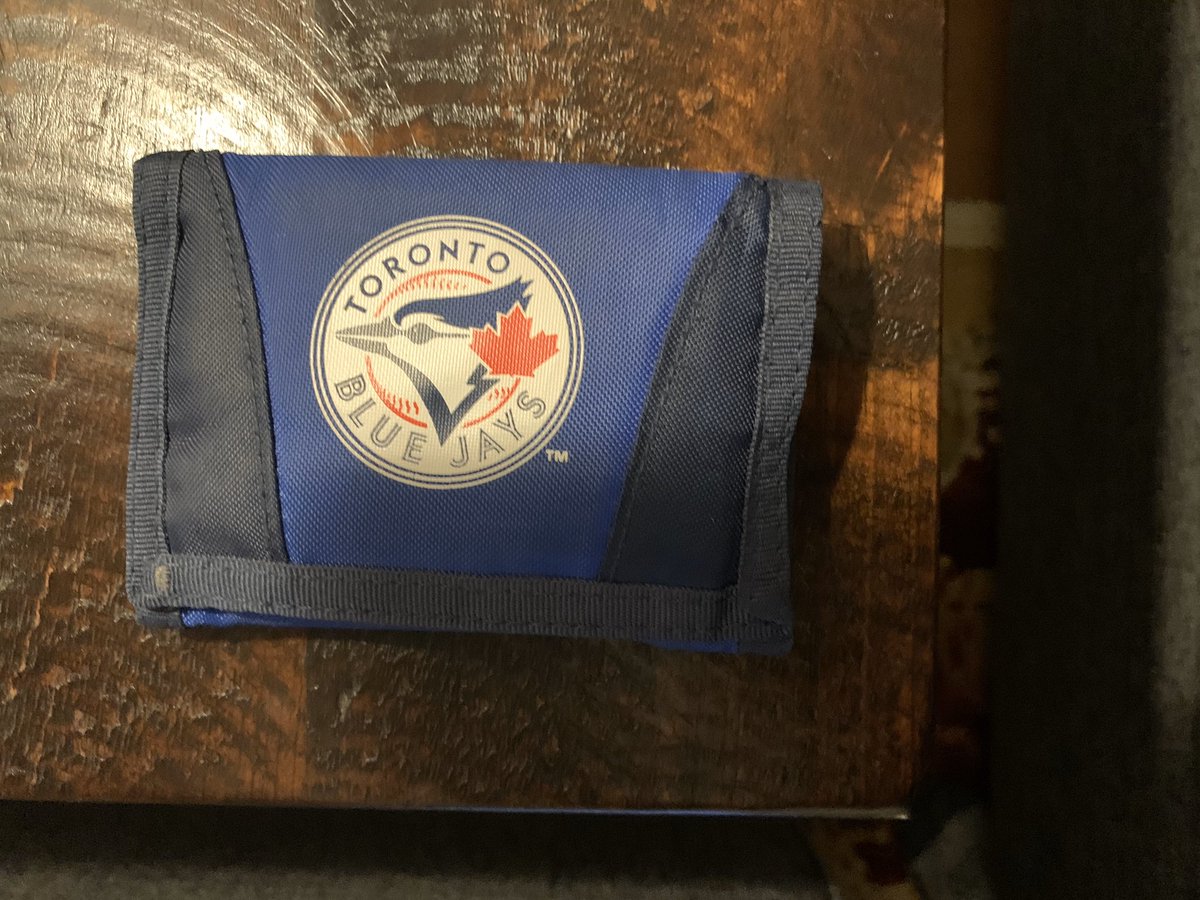 Child’s wallet found today @ Michaels Kingston. With health card ID, no contact info. <a href="/MIHomeYGK/">🇨🇦 Make It Home YGK</a>