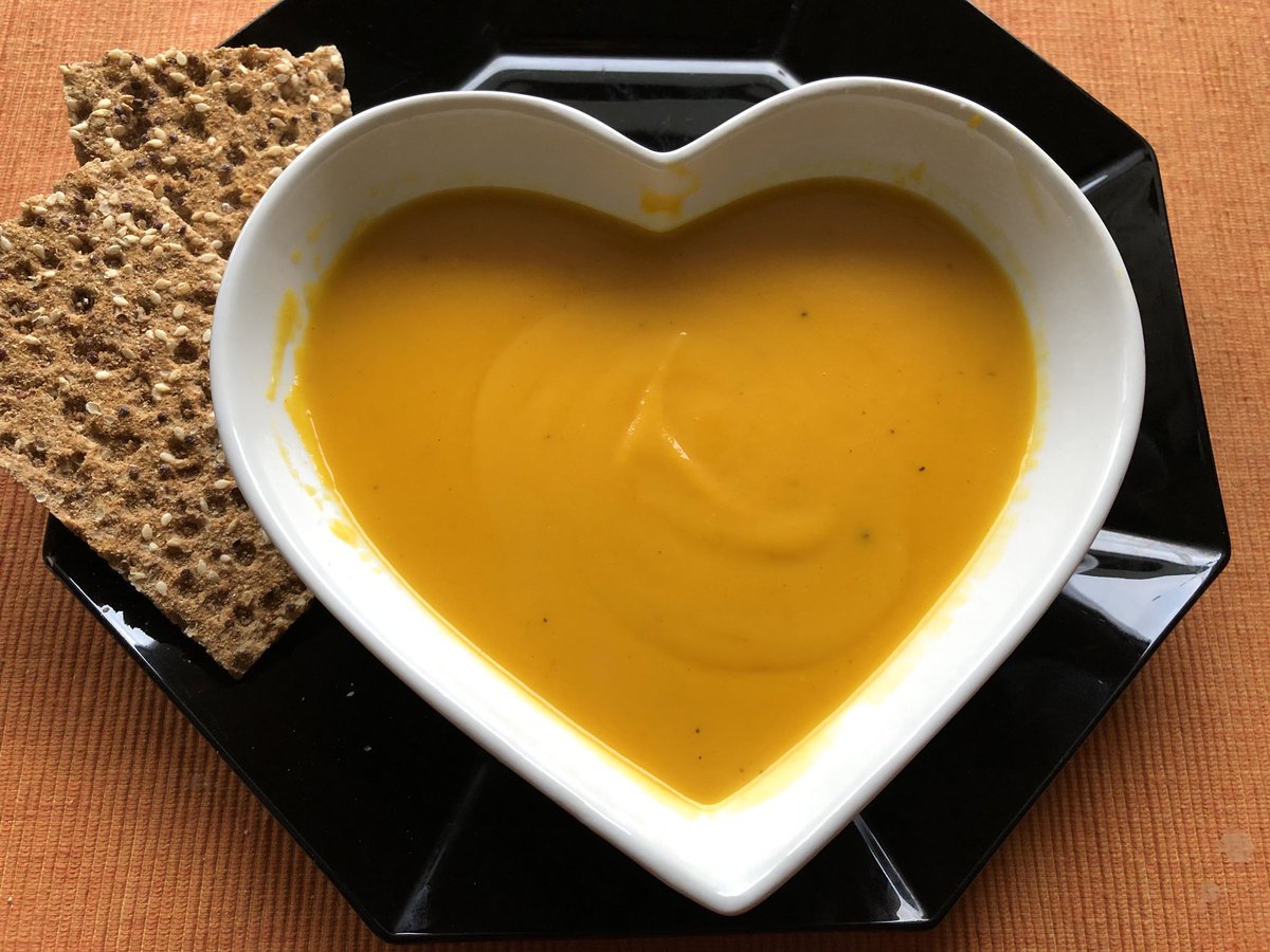 Today, for the #FirstTime ever I cooked a #pumpkin soup...❤️ Great #fun and #IAM satisfied it tasted pretty good... Well, delicious actually...😀

Love #food
Love #Cooking
Love learning new #recipes

It’s a great feeling to try doing something new...❤️😊
#adventure #HealthyEating