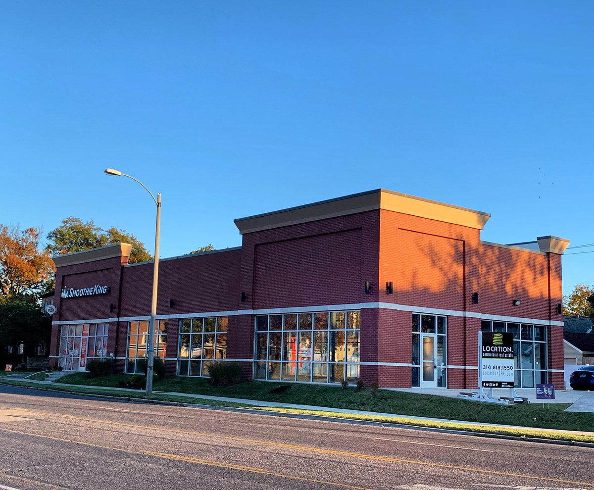 WhatIfSTL's tweet photo. What if the open space at the 6424 Chippewa building in @stlhills was a kids play place and cafe? #whatifstl https://t.co/u5oBf4202m