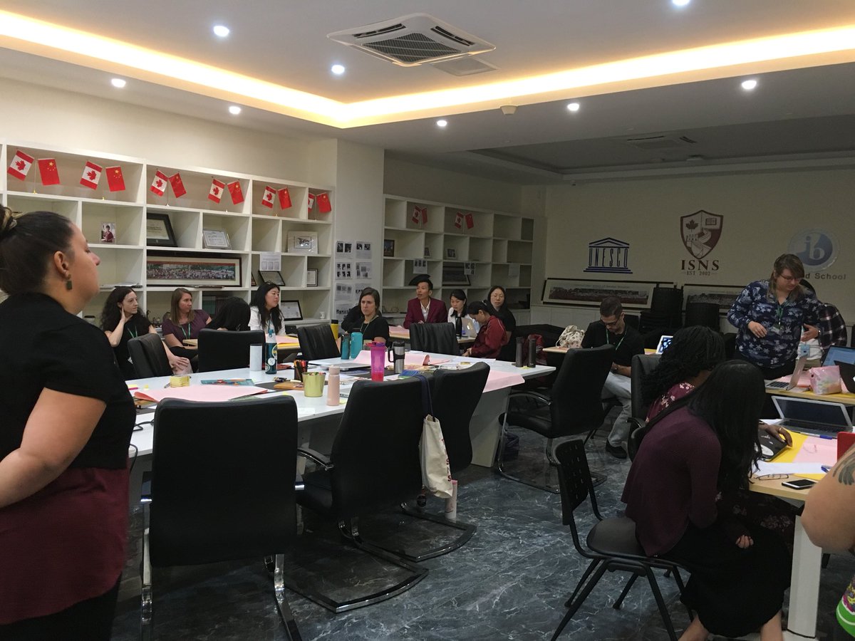 Play based learning in the EY with <a href="/klmanc/">Kate</a> Kate Mancarella. Great day of learning #GoISNS