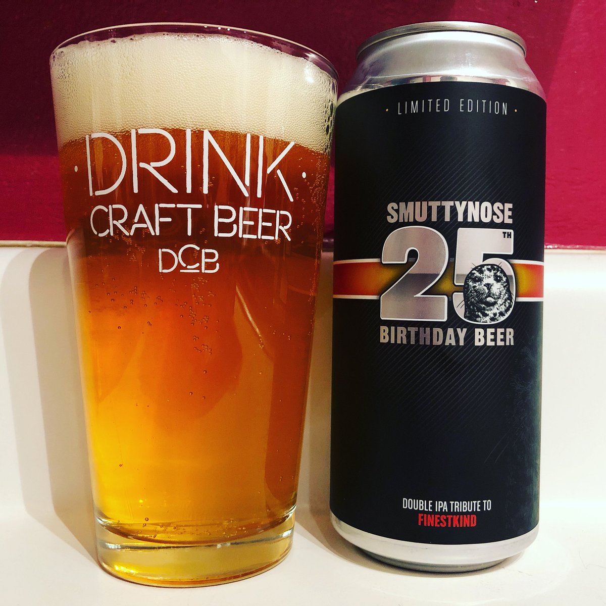 The sweet smell of bread and tropical fruit followed by an earthy apricot flavor. A very fine beer! <a href="/smuttynosebeer/">Smuttynose Brewing</a> <a href="/alexeweaver/">Alex E. Weaver</a>