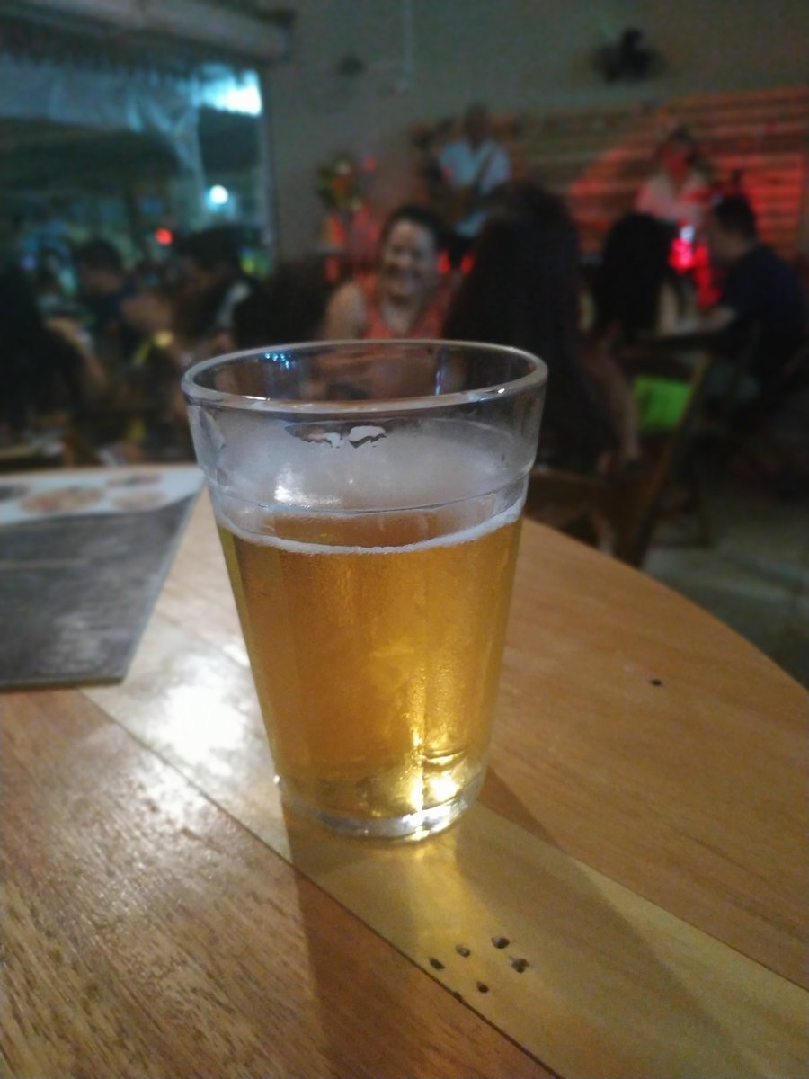 Lidy_Monteiro's tweet photo. Podia ser mais um dia na #pythonbr2019, no recreio que eu amo. A gente segue como dá 🤣✌️ @pythonbrasil Saudades de vcs tudo! 😍 https://t.co/ZhyoZJ9XLL