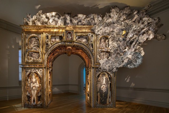 RawVisionMag's tweet photo. Organised by the #SmithsonianAmericanArtMuseum #RenwickGallery, “No Spectators” at #OaklandMuseumofCalifornia (#OMCA) features iconic #sculptures, immersive #installations, and #interactiveartwork from #BurningMan.
#MichaelGarlington #NataliaBertotti
#outsiderart #visionaryart https://t.co/fAMP4JUaHX