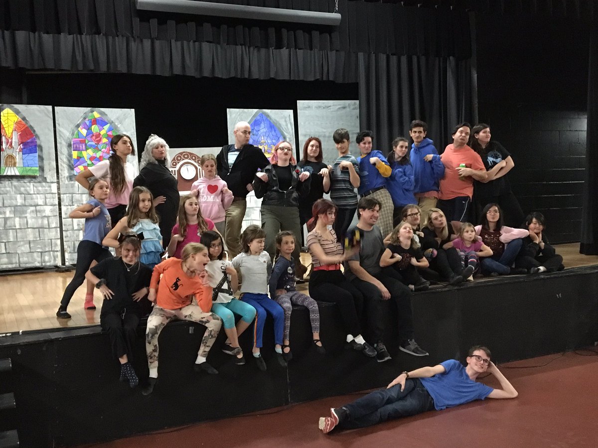 LSPlayers's tweet image. Today was move in at the Ron Kolbus Centre for Cinderella! The cast, crew and band will be working hard all week to get ready for opening night this Thursday. Tickets are still available for shows November 7-10: lakesideplayers.com Fun for all ages! #Ottawa #OttawaEvents