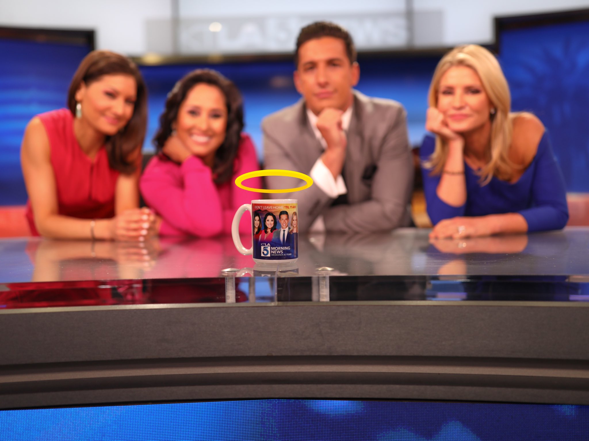 KTLA 5 Weekend Morning News On Twitter Find Someone Who Looks At You