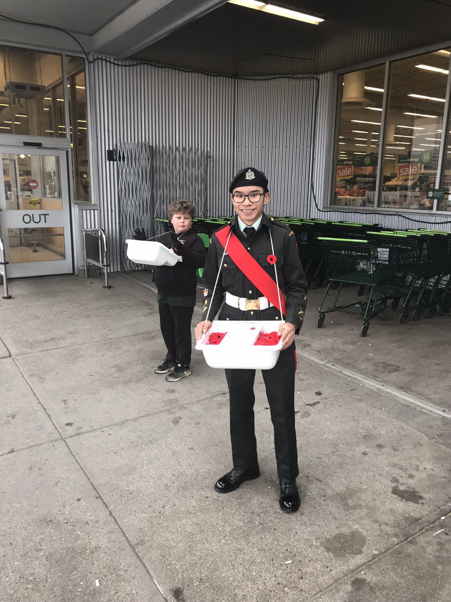 3064_cadets's tweet photo. 3064 RM Rang cadets assisted Legion 139 Williams Lake’s annual Poppy Campaign by braving the wet weather to distribute poppies. Well done Rangers! @BCCadets @LegionBCYukon @ArmyCadetLeague https://t.co/aO3ONd9dVj