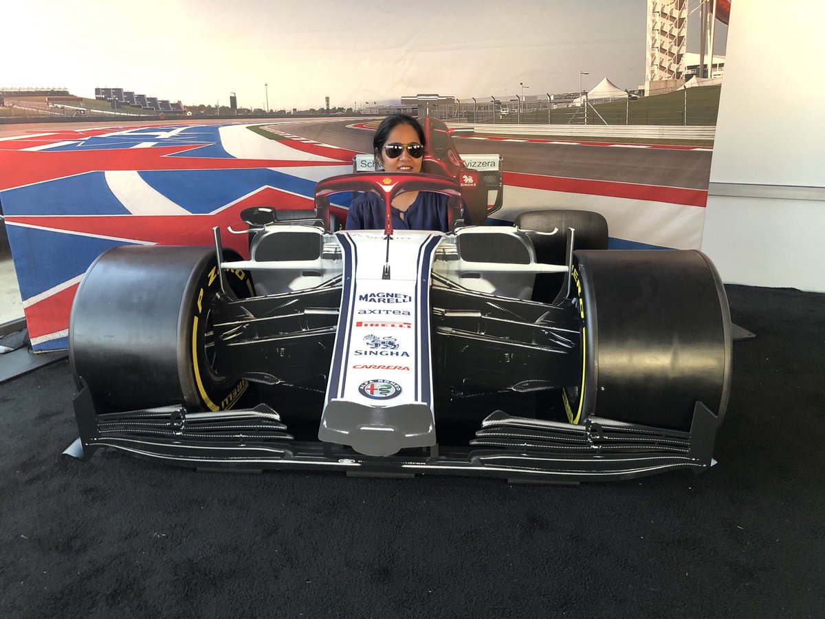 LazyMission's tweet photo. 2019 F1 Austin @alfaromeousa #ALFACOTA2019 https://t.co/r9ktCUgqCJ