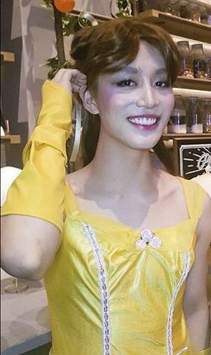 pondlababor's tweet photo. จอนเข้าไปจีบคนนั้นดิ สวยหวะ

บ้า พี่ผมเขิน!!! https://t.co/hgvCTHV6yT
