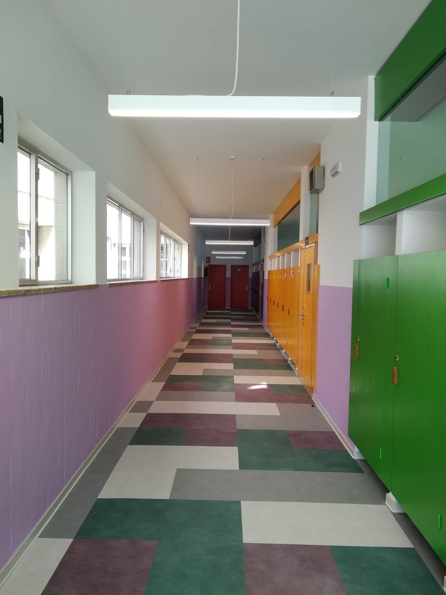 CalasanciasCoru's tweet photo. La puerta del cambio
solo puede abrirse desde dentro
(Stephen Covey)                                        #profesComprometidos #AquiYAhora  #SomosCalasancias #crecemosXuntos #50anos #SoyContigo https://t.co/VCFfhsYeh9