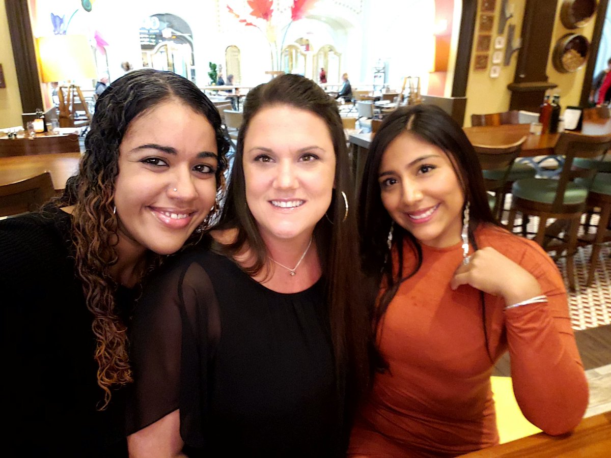 CaribbeanLovely's tweet photo. One week ago- after 10 long months-@stephaniedevage, @julianna__steph and I reunited for our usual shennanigans w/our favorite men. #PTDisreal #eastcoastbringingtheparty #MakingMemories #readyformorerounds #paaaaarty https://t.co/rWGHRMdqYH