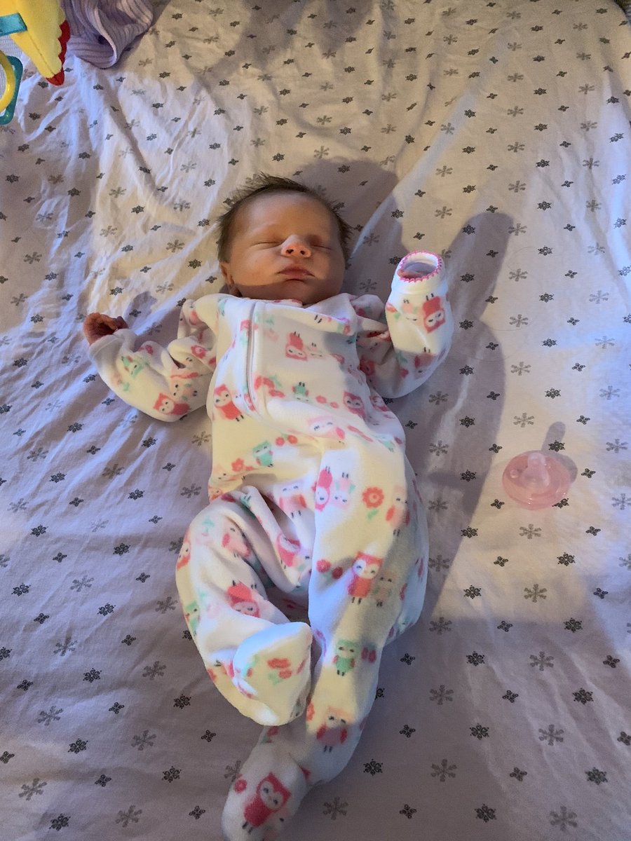 BridgetteWest's tweet photo. 6lbs 8oz https://t.co/bYETEJfY2J