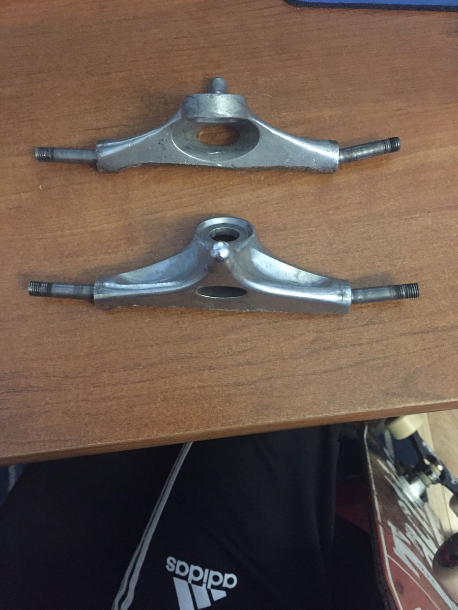 JonahHappyhour's tweet photo. is this normal for @kruxtrucks https://t.co/6yZ5ZwAdb3