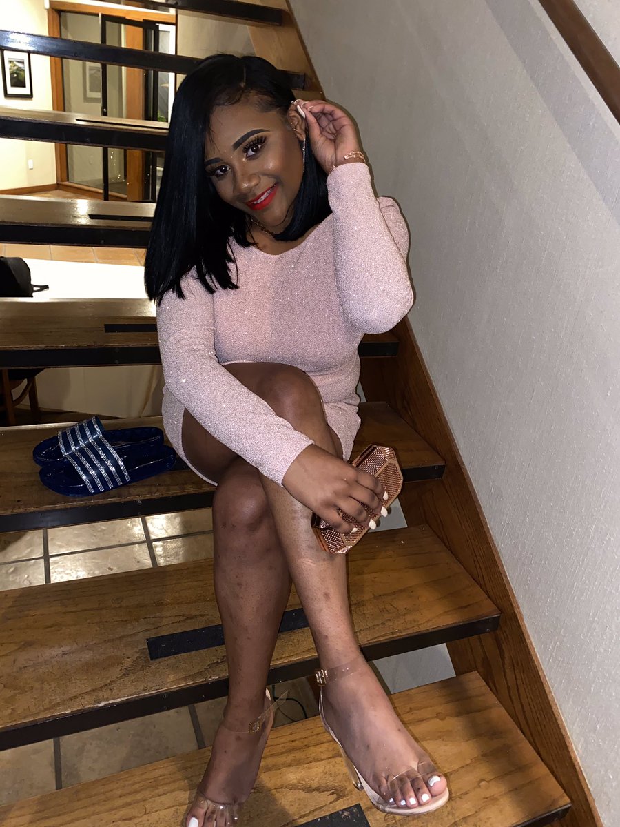 LahhNine9's tweet photo. keep your heels ,head & standards high ๐ #HC19 https://t.co/2mxw3yNAsq