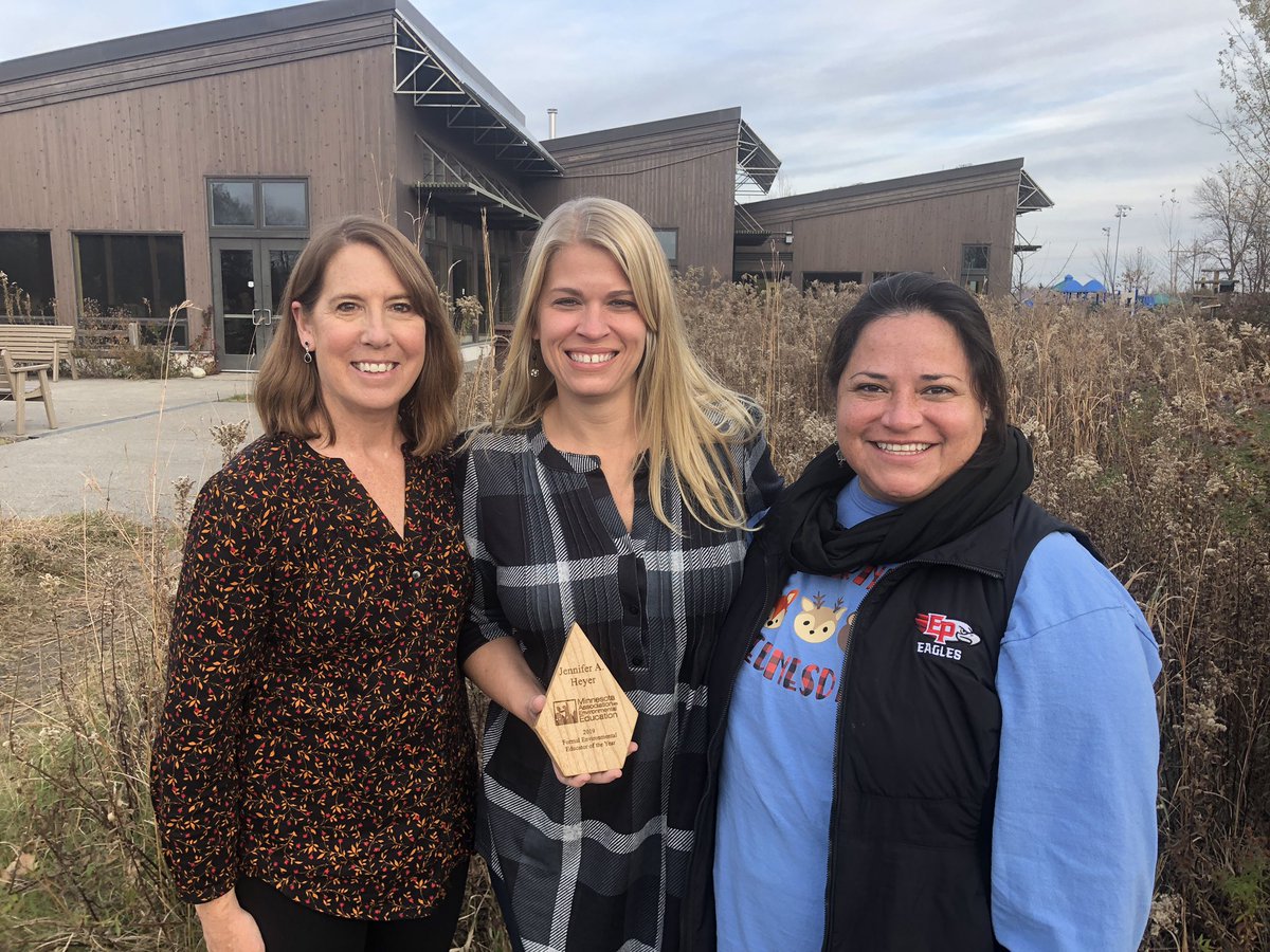 heyerlearning's tweet photo. Feeling very fortunate to be surrounded by all this love today as I accepted the MN Environmental Educator of the Year Award from the @MinnesotaEE 

Honored to be a part of this fantastic community of environmental educators in MN!
#OptOutside #GetOutside #WildernessWednesday https://t.co/ySjUcRrnIU
