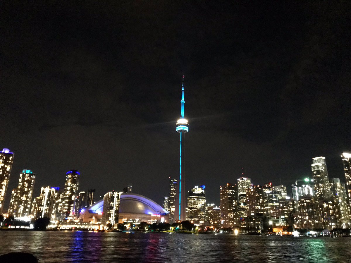 BaeNarco's tweet photo. トロントきて約2ヶ月🇨🇦
そろそろ寒すぎて死ぬかもしれへん生きて帰れる気しやん☃️☃️☃️ https://t.co/DlnkeTbu4t