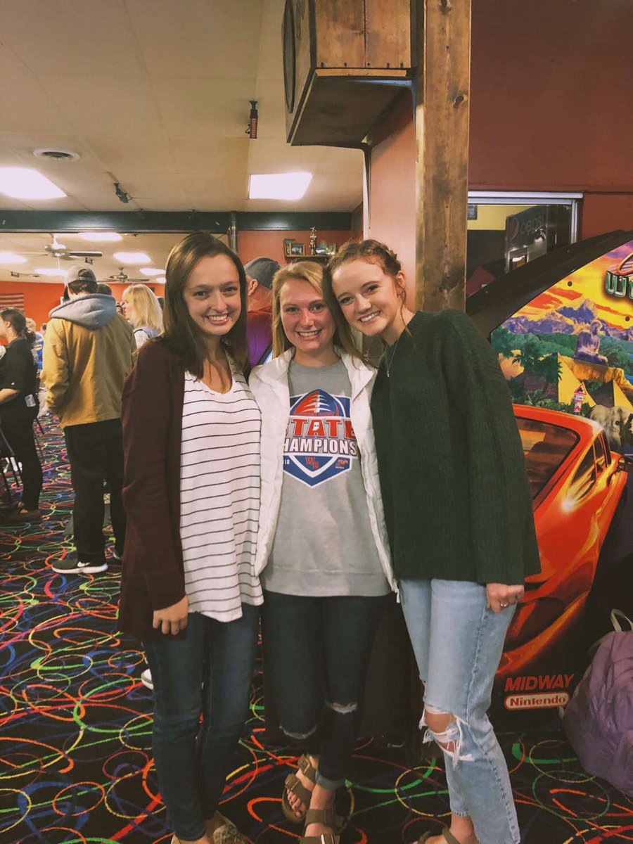 kaley_9232's tweet photo. We didn’t have much time to ‘spare’ today since we were studying for the anatomy test tomorrow, but we made it to the bowling alley to cheer on some of our favorite stars💙 #weboscience https://t.co/HXbiQTok2a