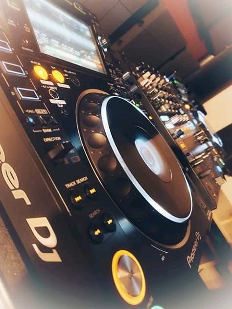 PDHmusicSA's tweet photo. Paradise Deep House Movement ‼️ 

The Selected Playlist Mixed By @RealJacksoul_SA  At Club Zanadu ( Finally Issued out 🔥💯

Bookings Available Call Us Now ‼️ 
https://t.co/1hbAgi7sl3 https://t.co/E5M6oHNDcT