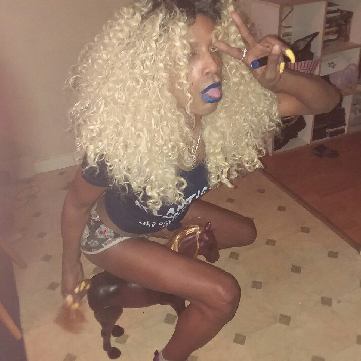 SinDee666's tweet photo. Come hangout with me > my MAN us Soooooo SCCY on #BIGOLIVE https://t.co/Gd0IBv7JFq https://t.co/jt1VbB01pd