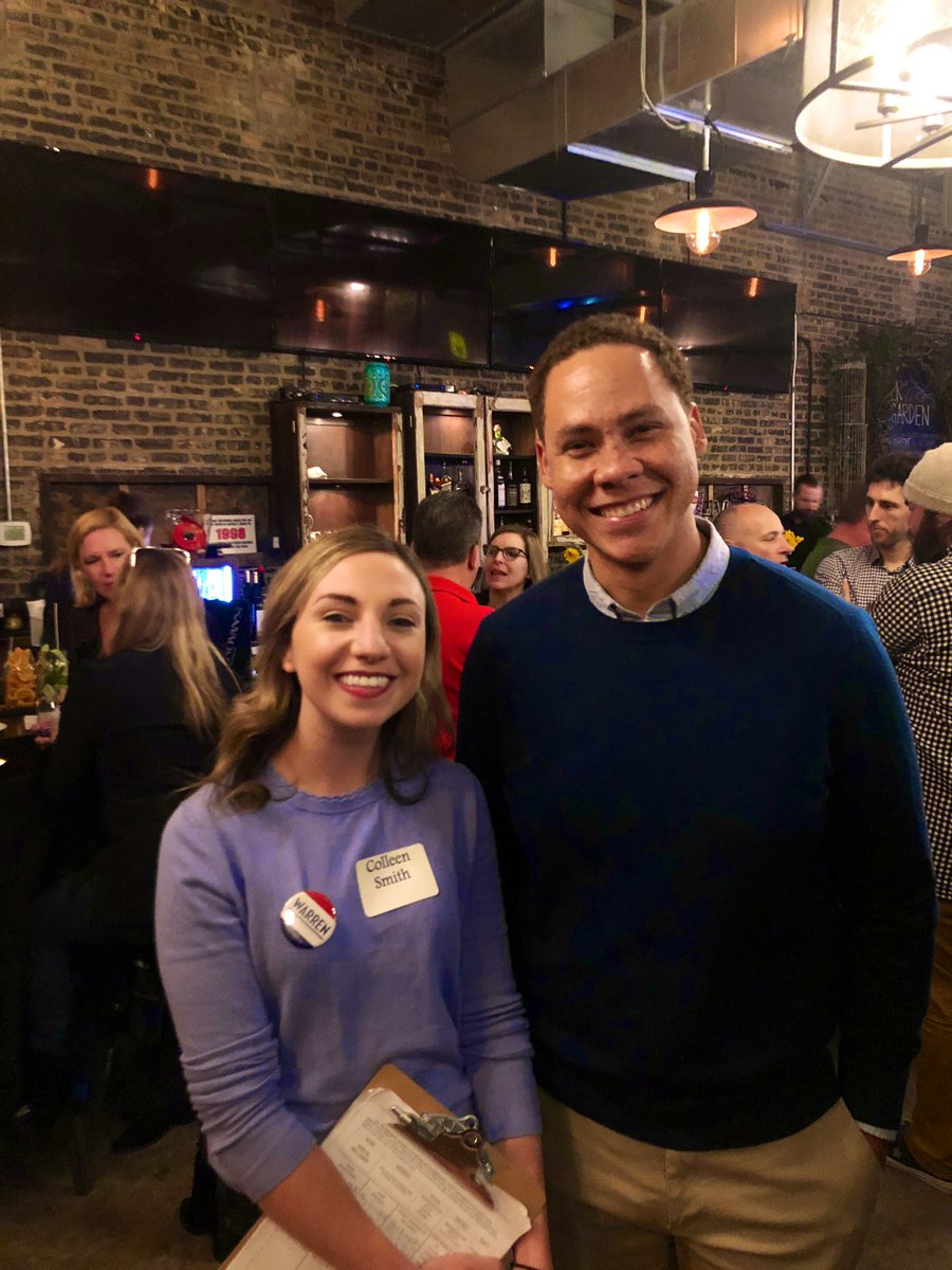 Colleen2791's tweet photo. Great night in support of @DickDurbin with @Fightin47th @RepAnnWilliams @MattMartinChi! https://t.co/Swl9PcRXar