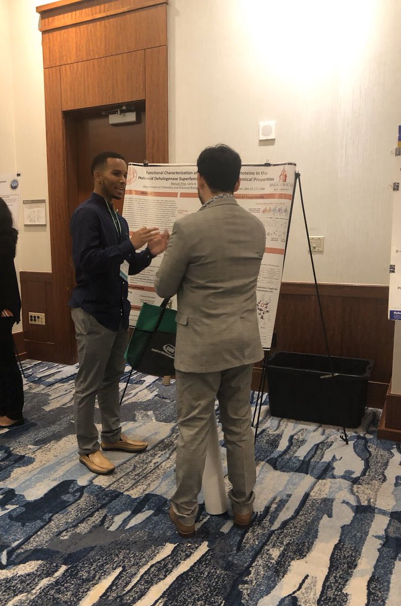 NUChemREU's tweet photo. Manuel from @BridgeStateU presented his 2019 REU at Northeastern Chemistry project at the 2019 Council for Undergraduate Research REU Symposium. Way to go, Manny! @CURinAction @MJchemist #undergraduateresearch https://t.co/NIeAmAxMvO
