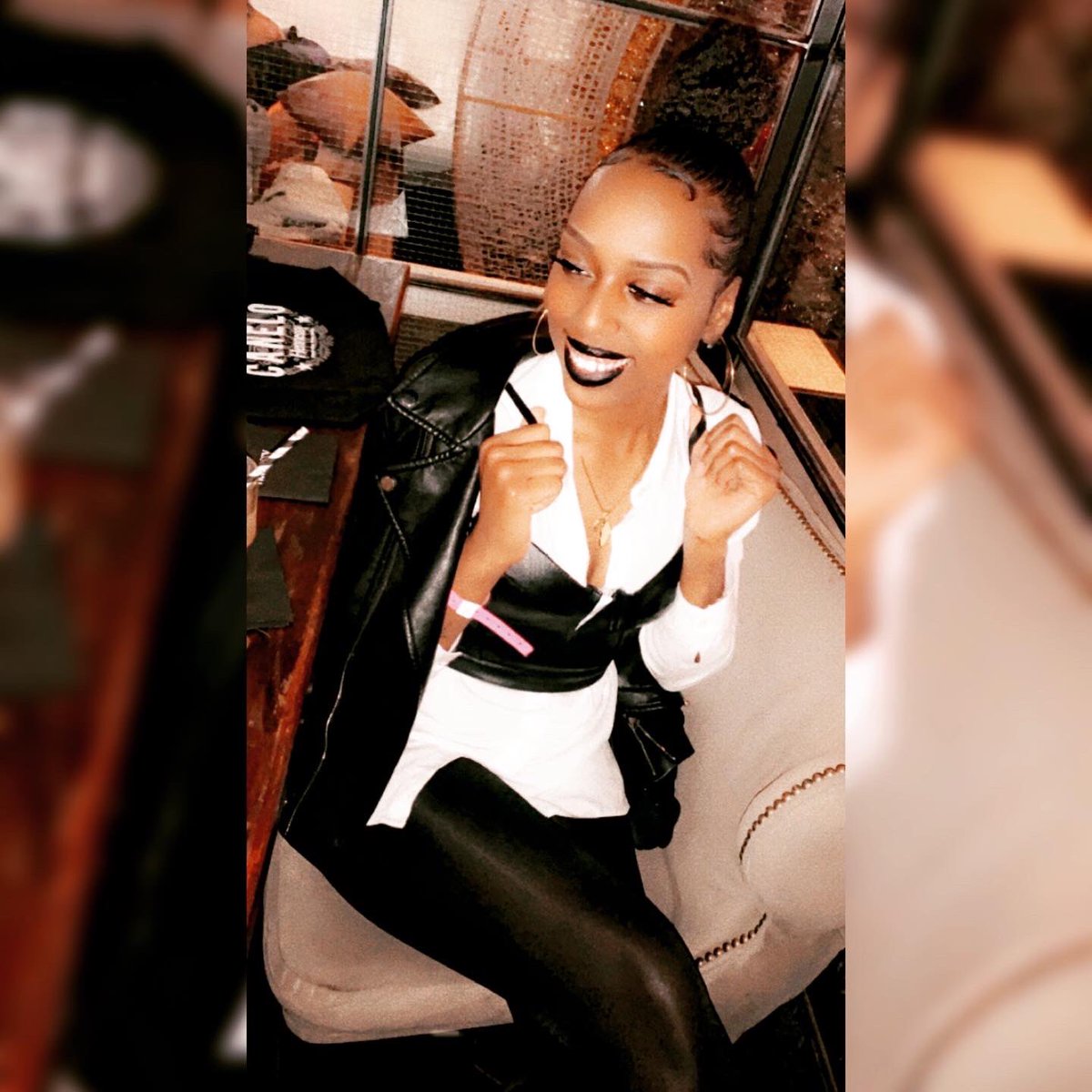 Uniique_Complx7's tweet photo. Hennything is possible 🖤🍾 #HennessyEvent https://t.co/J8GVQTocRp