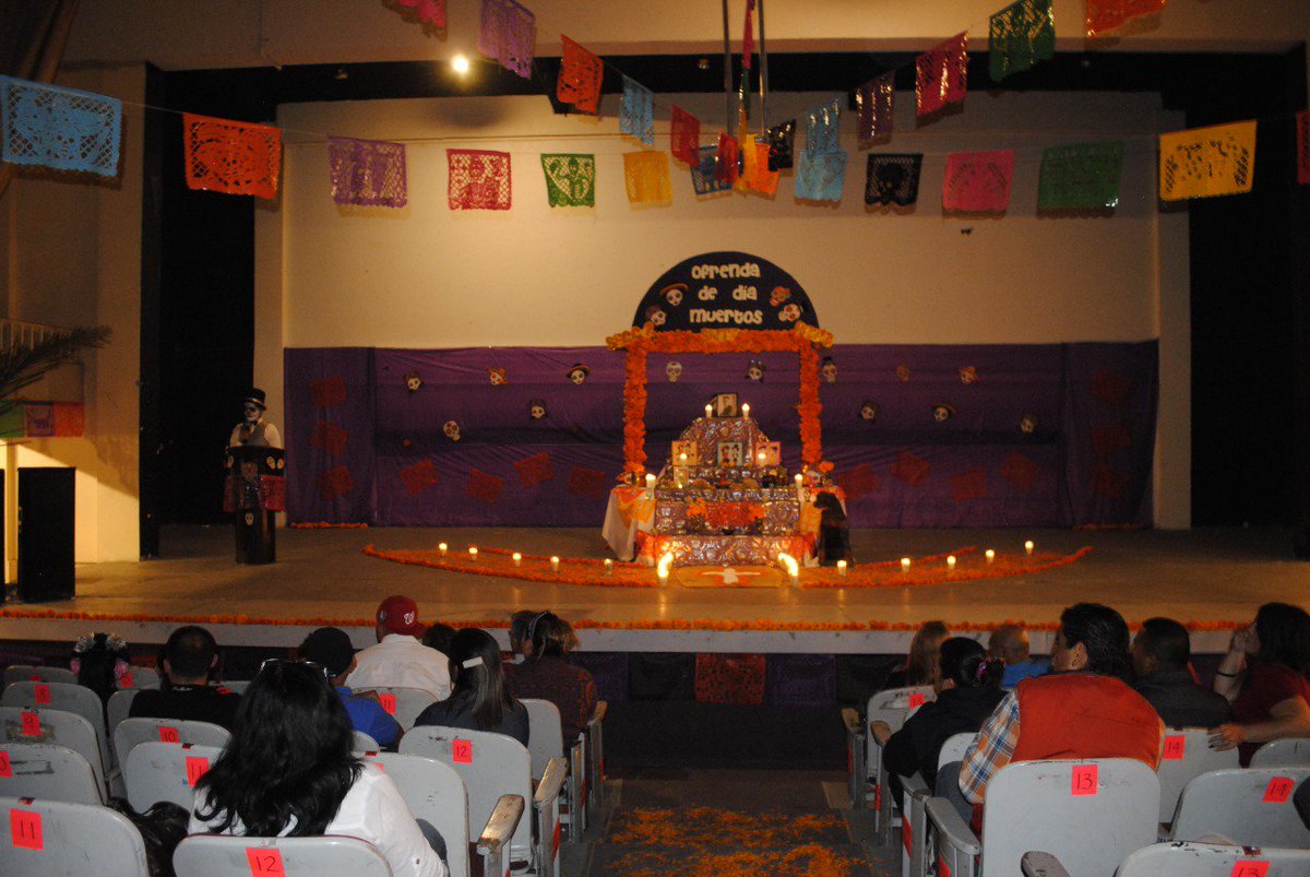 sntejovensec2's tweet photo. Ofrecimiento del ALTAR DE MUERTOS,  CONCURSO DE CATRINAS y CONCURSO DE CALAVERITAS LITERARIAS.

https://t.co/TwzLCdrk36 https://t.co/3jkMwlXjqT