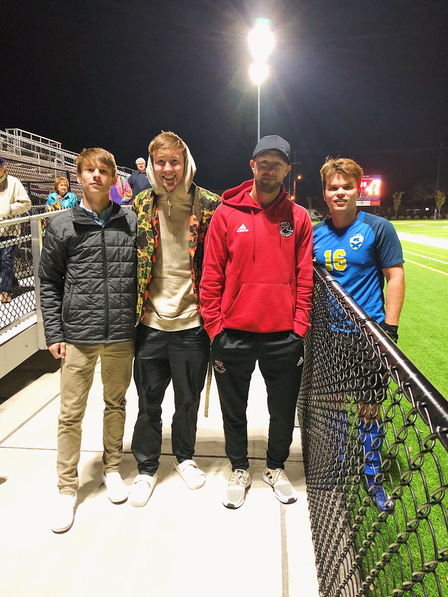 GBWildcats_BSOC's tweet photo. Tour de GBFC #GBFCalumni 😼⚽️
✔️#MBUMSOC 2-1 VWU ✔️@BC_MensSoccer 2-1 #MBUMSOC
✔️SVUKnights 0-4 @CNU_MS
✔️@jwucltmsoccer 5-2 Regent 

All this fall 🍂 ball just gets us more excited for the #GBFC20 season! 🤘 https://t.co/zPCLAHTBDI