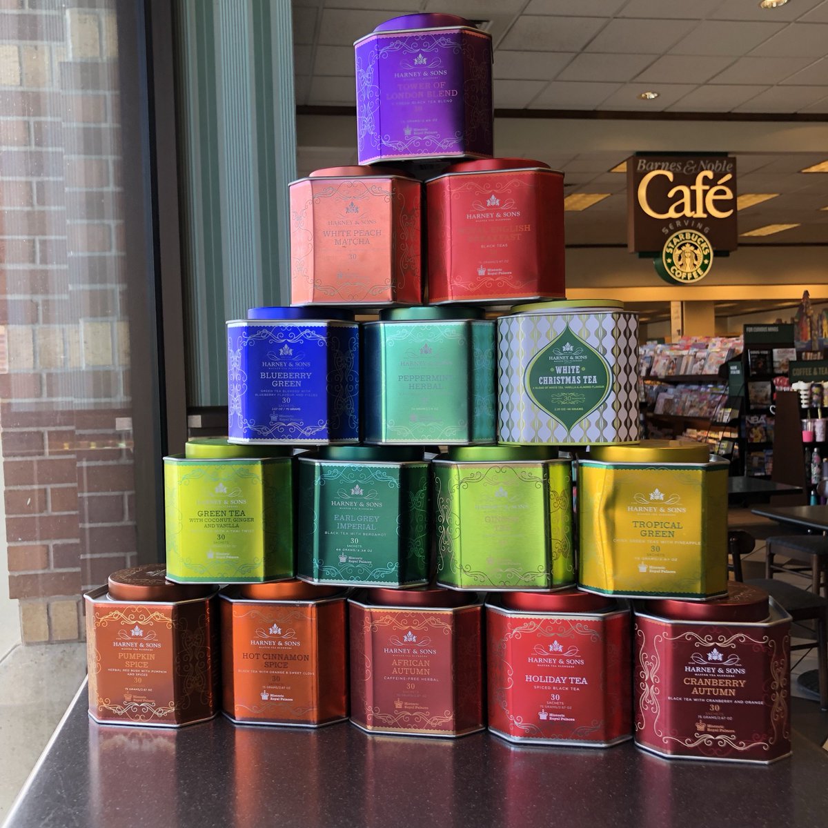 BN_Orem's tweet image. It’s tea time at Barnes and Noble! Stop by and check out our delicious range of tea blends from Harney and Sons.
☕️
#teatime #tea #holidaytea #christmastea #oremcafe #cafe #bookstore #relax #tealove #harneyandsons