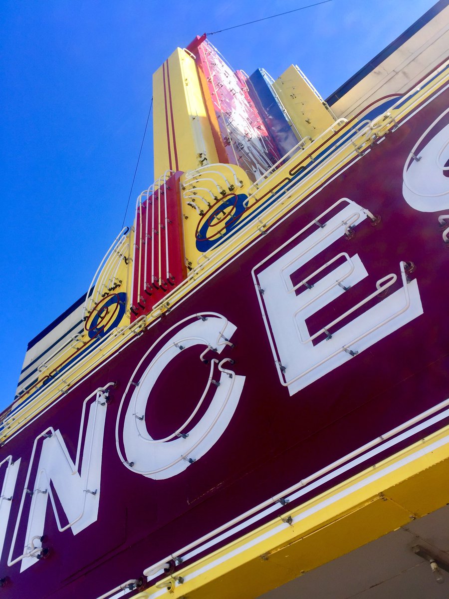 I love to see old theaters like the #PrincessTheatre in #DecaturAL still up & running- & looking great! 🍿🎥🎶 #HGWT