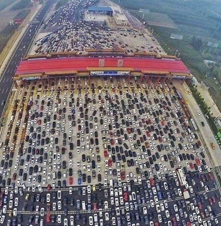 We would all drive cars, and our commutes would look like this (while the planet melts):