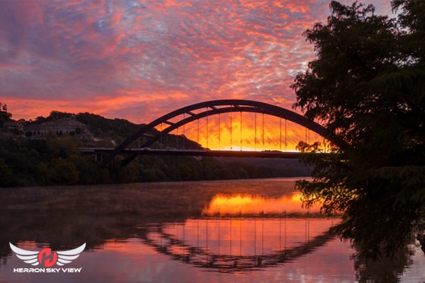 HerronSkyView's tweet photo. Wow!!! 360 Bridge was on fire this morning!!! Best sunrise every!!!

#360bridge #pennybackerbridge #360overlook #AustinTX #ATX #Texas #AustinTX #AustinTexas #Texas #ATX #drone #LakeAustin #kvue #kxan #keye #fox7 https://t.co/LdtJBHFgPs