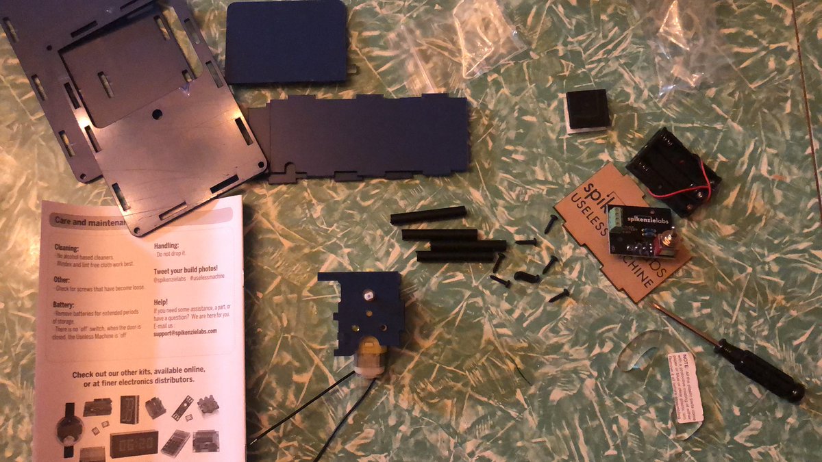 GregTampa's tweet image. @SpikenzieLabs #uselessmachine missing washers nuts and screws