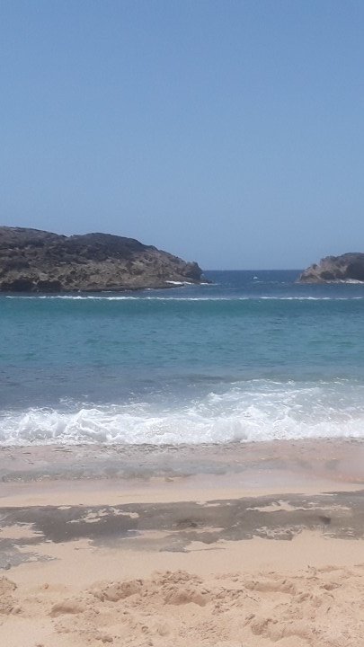 ChubbyBiter's tweet photo. Take a moment to relax.
#beach, #vacations, #waves, #rocks, #aday #withno #stress https://t.co/KPfzNVmOjb