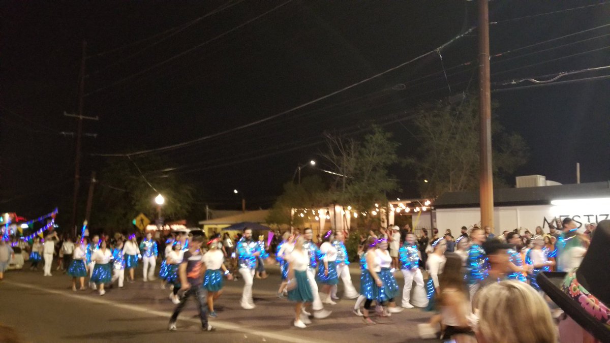 Mandy_Loader's tweet image. Marlene and Bethel Martinez with the Cuban dance company, TucSon Cacineros, said the volunteer group put together a special choreography for tonight's #AllSoulsProcession. #AllSoulsTucson #UAJOUR506
