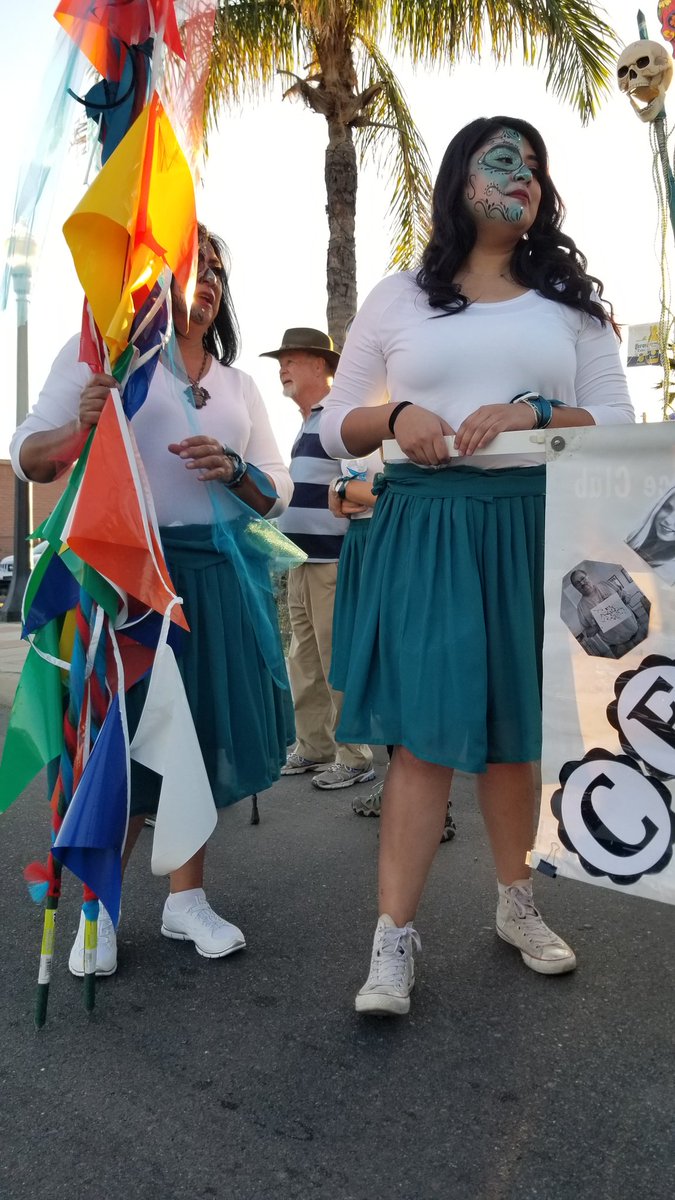 Mandy_Loader's tweet image. Marlene and Bethel Martinez with the Cuban dance company, TucSon Cacineros, said the volunteer group put together a special choreography for tonight's #AllSoulsProcession. #AllSoulsTucson #UAJOUR506