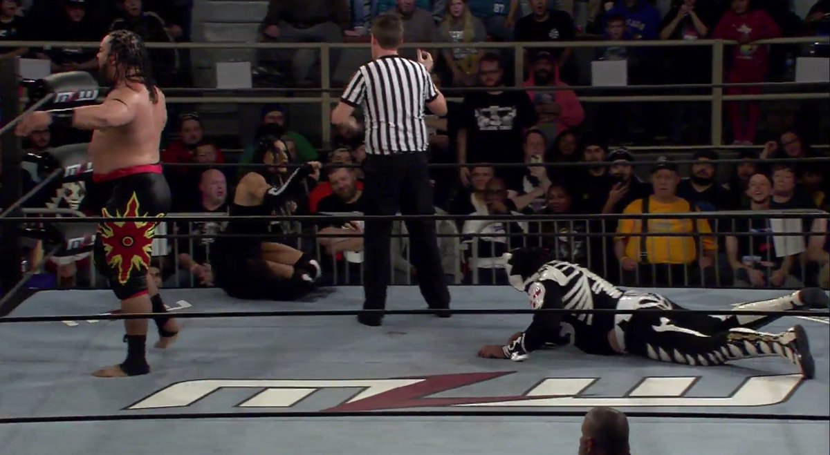 filmhoundsmag's tweet photo. The Power of Contra Unit - MLW's "Saturday SuperFight" Review - by @johndeathman 

@mlw @courtbauer
#MLW #MLWSaturdaySuperfight #LAPark #JacobFatu #ContraUnit #TheDynasty #MJF #RichardHolliday #DBSmith #TeddyHart #AustinAries #LowKi #BrianPillmanJr 

https://t.co/980gkVKJpE https://t.co/0jTeJ3PlFP