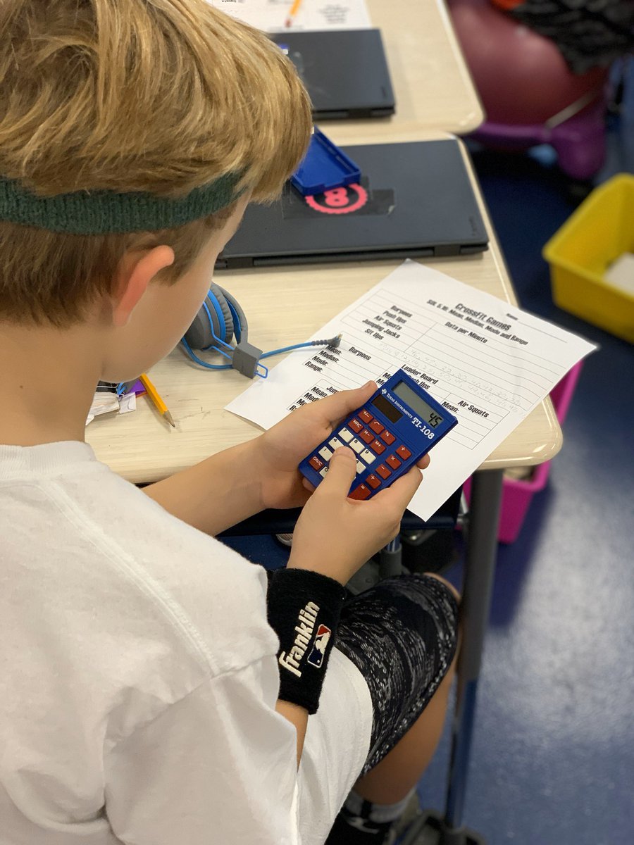 MsSaraSpain1's tweet photo. After we collected our data, we analyzed it. We found the mean, median, mode and range of the data we collected at the stations. 🏋️♀️ @OldHundredES @WIengageWELL https://t.co/bcpdgnuxag
