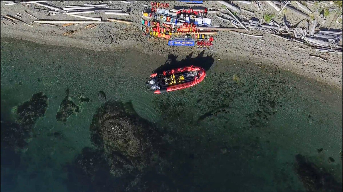 rcmsar33's tweet photo. The #TetrisChallenge is sweeping the globe. Emergency services are displaying the equipment they need to do their jobs.

Here’s what’s inside an RCMSAR rescue boat. 

https://t.co/LSn93FKLBG

@RCM_SAR @OakBayFireDept @OakBayPolice @OakBayNews @MurdochOakBay @hazeloakbay #SAR https://t.co/hLlME9zVsB