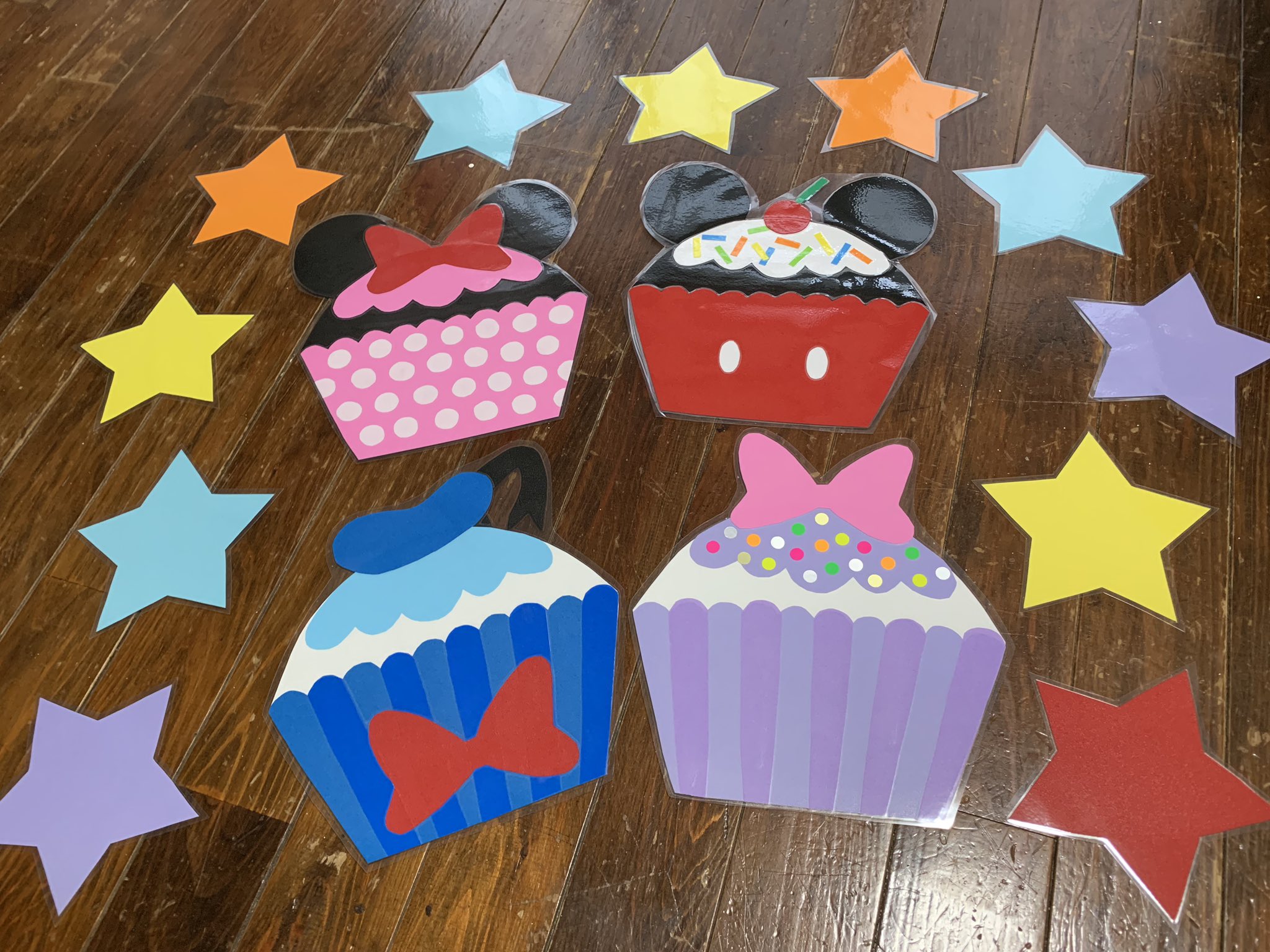 みかちゃん 保育園 壁面 トトロ ディズニー 秋の果物 Myラミネーター 作業はかどる T Co Gvibwo2k3o Twitter