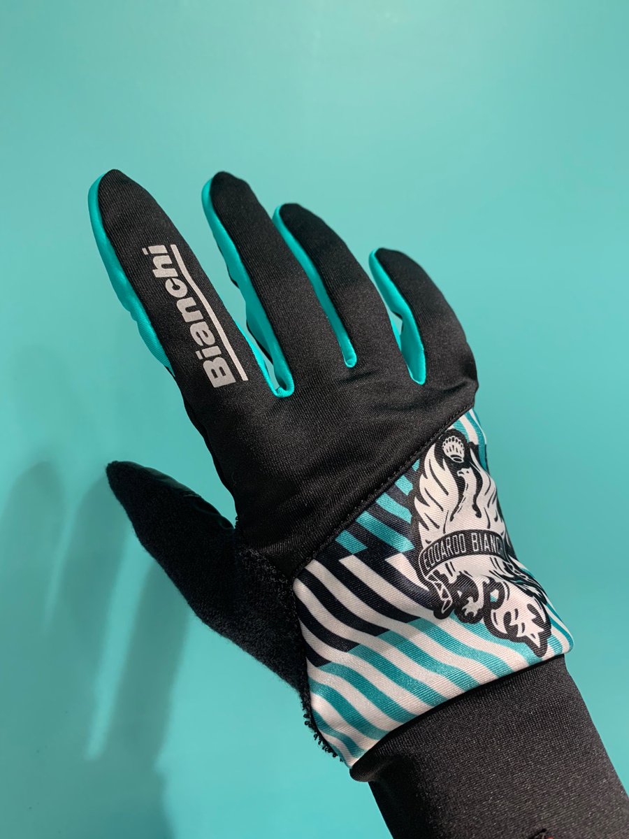 Bianchi Bike Store Mejiro در توییتر ビアンキバイクストア目白 この時期のオススメは ウルトラライトグローブ 生地は柔らかい上に ハイストレッチ フィット感に優れます しかもスマートフォンも操作できる優れもの ぜひご使用ください Bianchi Bianchi Bike Store Mejiro در توییتر ビアンキバイクストア目白 この時期のオススメは ウルトラライトグローブ 生地は柔らかい上に ハイストレッチ フィット感に優れます しかもスマートフォンも操作できる優れもの ぜひご使用ください Bianchi