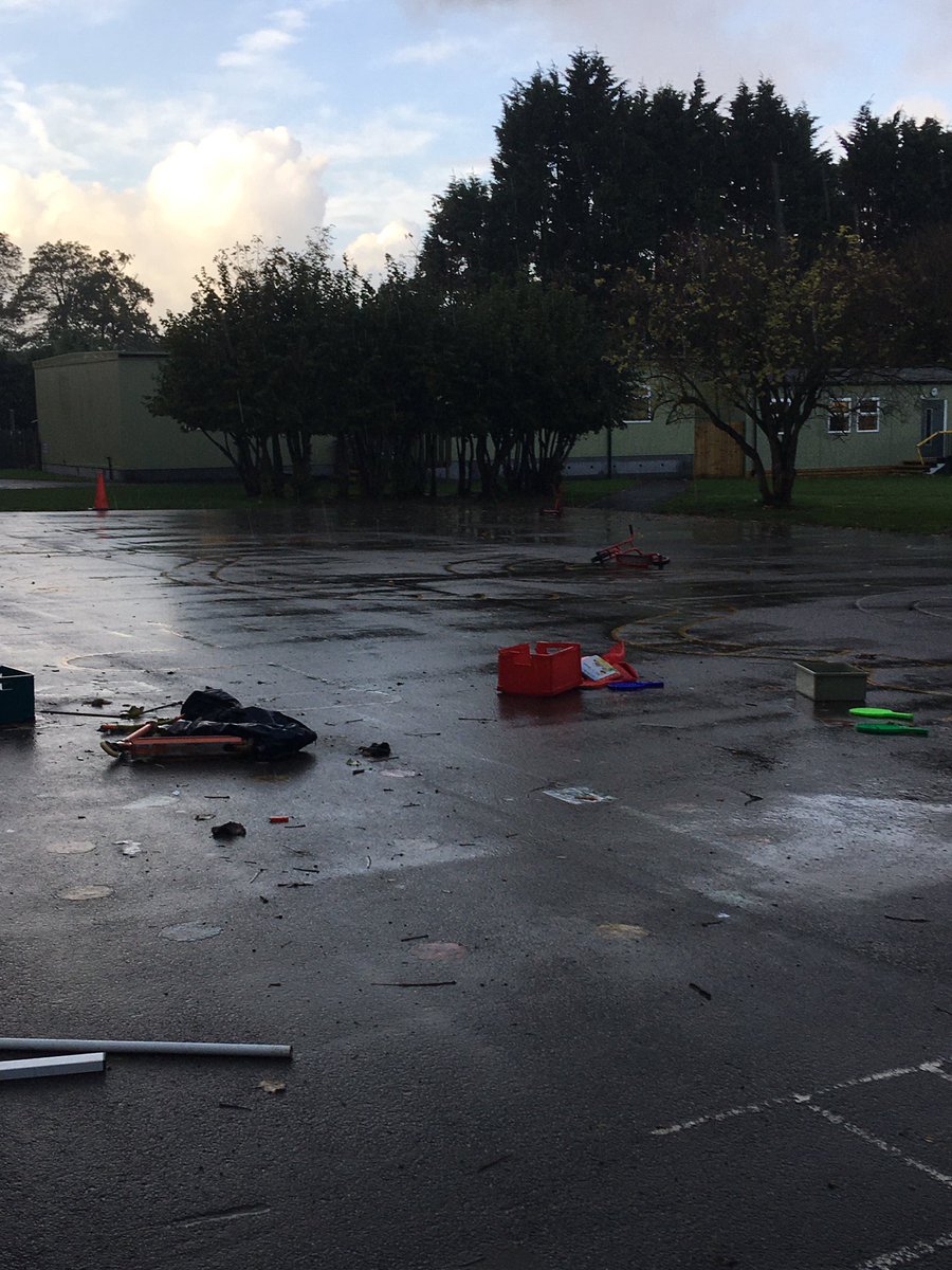 HamblePrimary's tweet image. Key Stage 1 playshed vandalised for a den over the weekend 😡. The children’s break time toys and books thrown over the playground and ruined. 😔