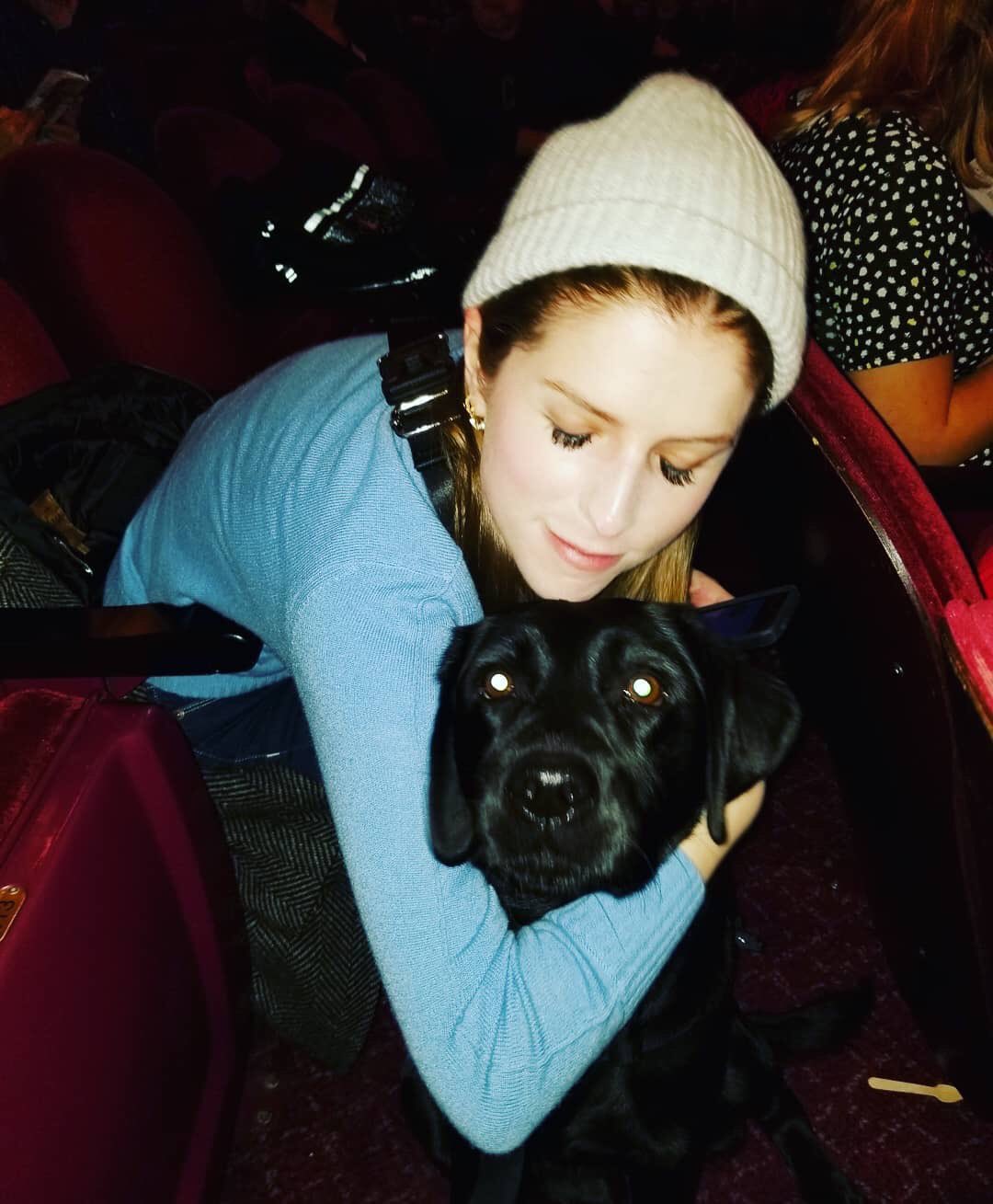 Anna Kendrick Updates on Twitter: "📸 | Anna Kendrick at Waitress the  Musical. (October 30) (Credit: daisythewonderdog2 on instagram)  https://t.co/Is3qyC2ti7" / Twitter