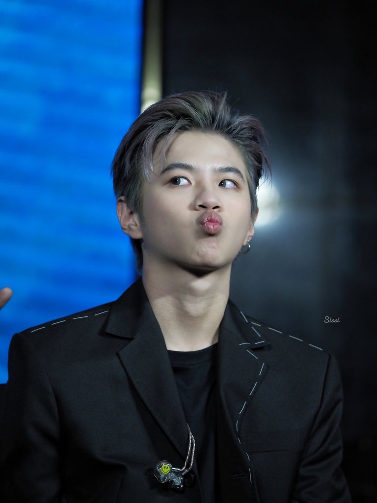 PhotoSissi's tweet photo. 弟弟，你这么可爱，不怕别人把你偷走吗？😯😯💚
@bplannnnn 
#คนของแปลน #PlanRathavit
#TEMPTAsiaFanMeetingTour https://t.co/dZ4kynOnoC