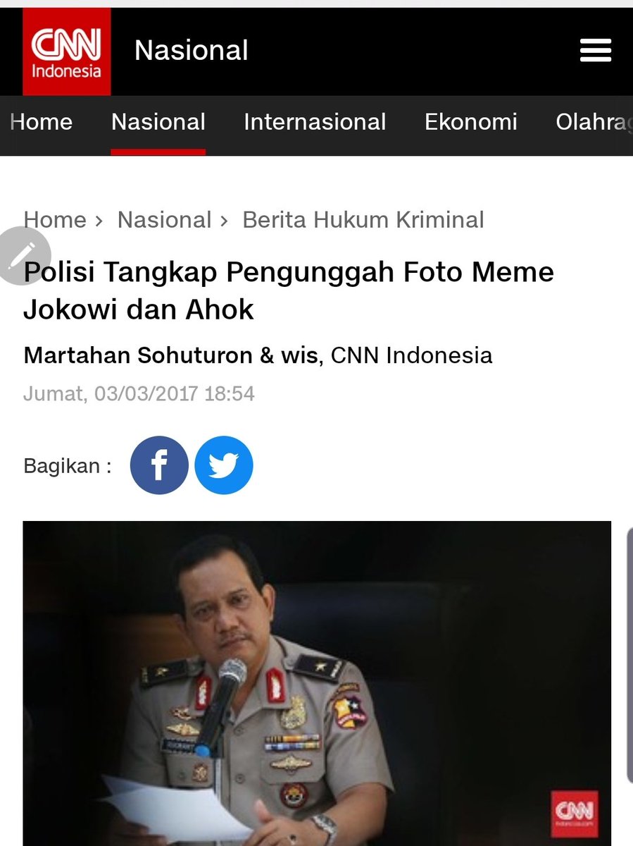 Mahasiswa Institut Teknologi Bandung berinisial SSS ditangkap polisi di  Kabupaten Sumedang, Jawa Barat, Selasa (6/5/2025). Dia diduga membuat meme  Presiden Prabowo Subianto dan Joko Widodo berciuman. Direktur Komunikasi  dan Hubungan Masyarakat Insititut, image size:899x1200